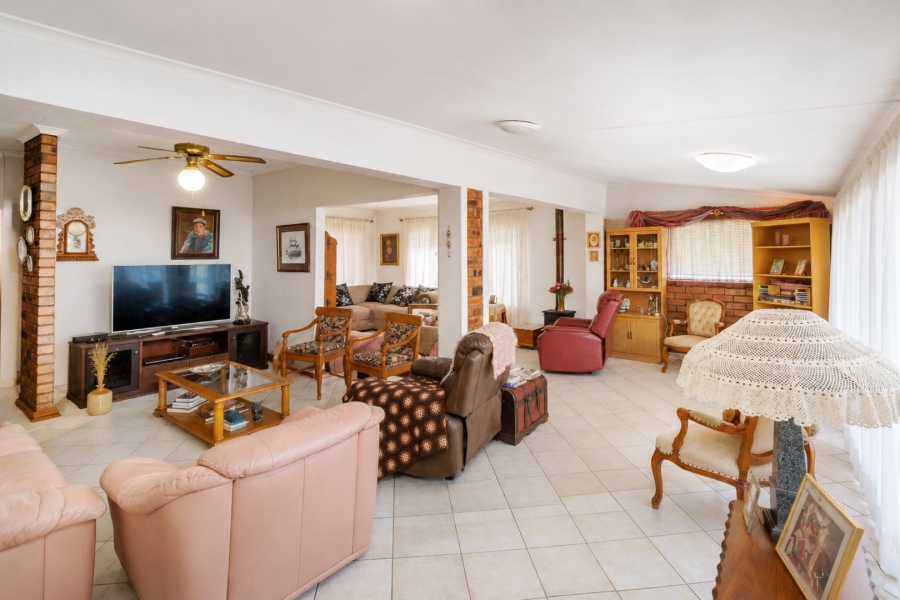 3 Bedroom Property for Sale in Ifafi North West